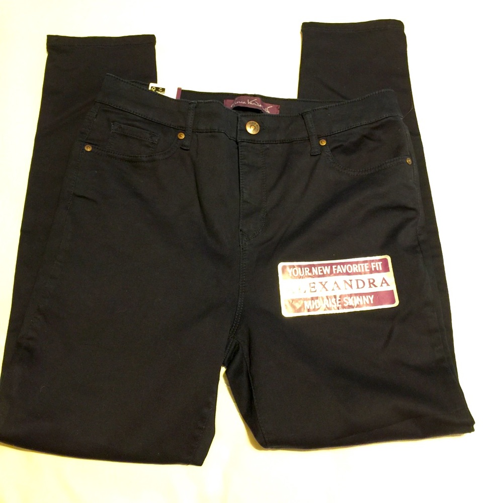 NWT Mid rise black jeans. Size 12